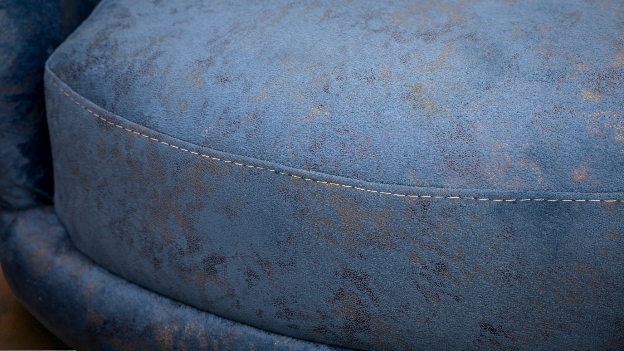 انترية 225